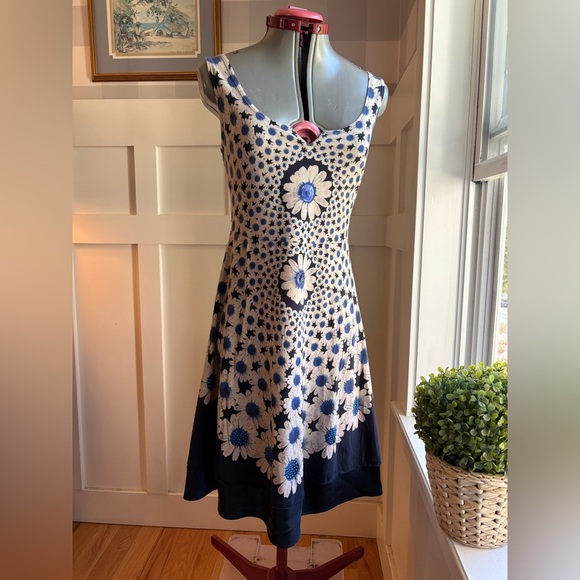 Desigual Blue and White Floral Mini Dress Size Small - Picture 1 of 6
